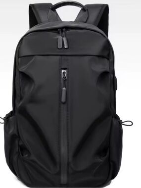 Black Men's Water-Resistant Tech Backpack Sleek Everyday Carry with USB port